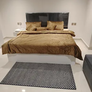 تحقق من التوفر